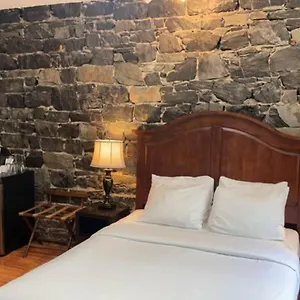 Maison Du Général Hotel